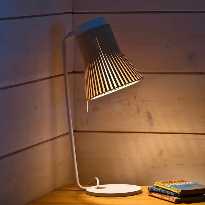 Petite 4620 bordslampa valnöt