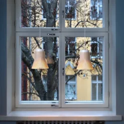 Petite 4600 taklampa björk