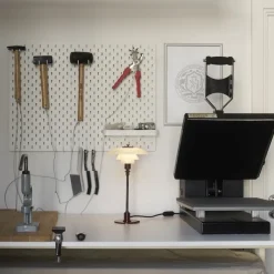 PH 3/2 bordslampa glossy burgundy