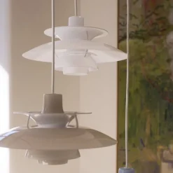 PH 5 Ø320 opal taklampa opal beige
