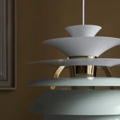 PH Snowball taklampa Dusty green/brass