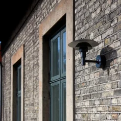 PH 3-2½ Vägglampa Utomhus black V2