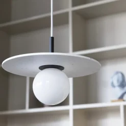 Pluto Small taklampa Ninja Black