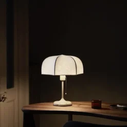 Poem bordslampa vit/kaschmir