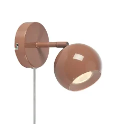 Pop vägglampa brun
