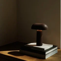 Porta portabel bordslampa brun