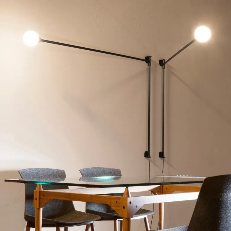 Potence Pivotante vägglampa svart