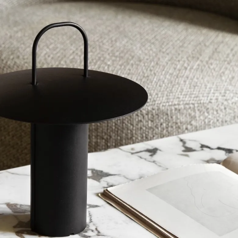 Ray portable bordslampa svart
