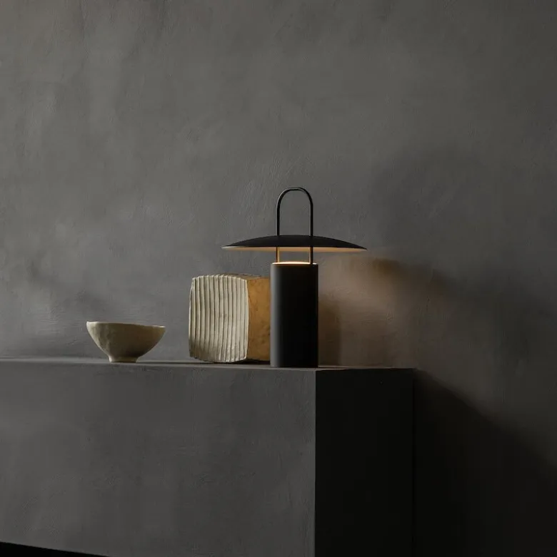 Ray portable bordslampa svart