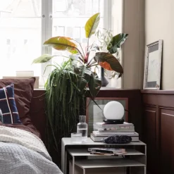 Rest bordslampa svart marmor