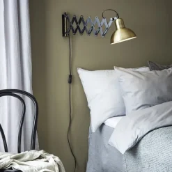 Riggs vägglampa antik