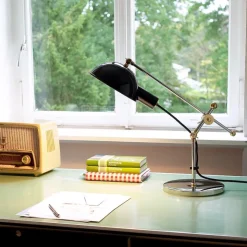 SF 27 Bauhaus bordslampa krom, mässing