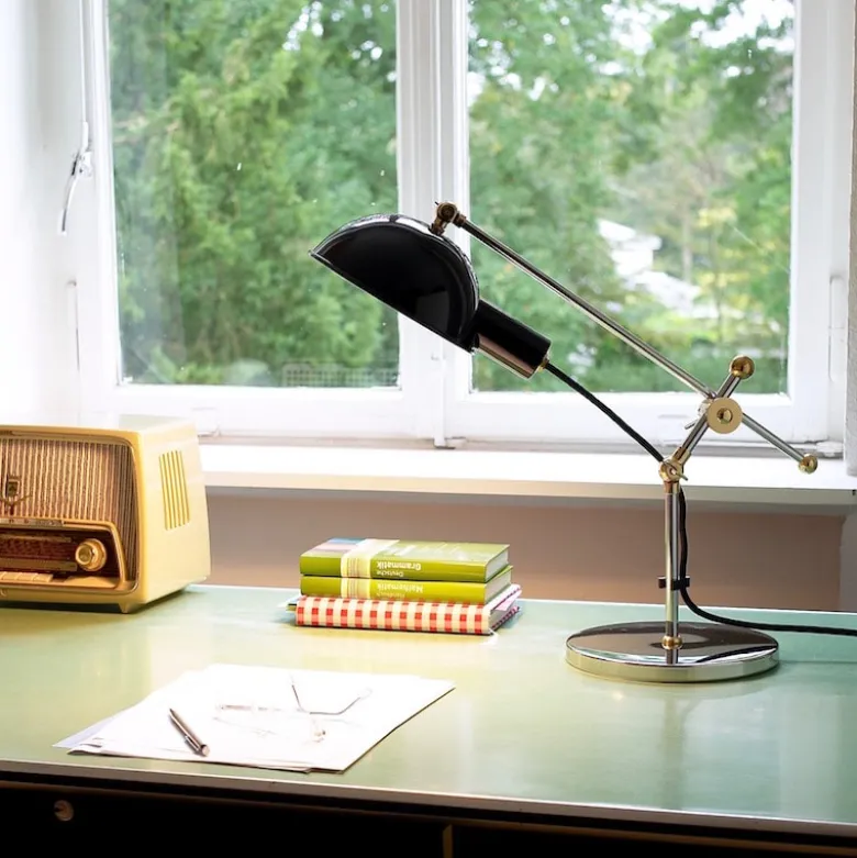 SF 27 Bauhaus bordslampa krom, mässing