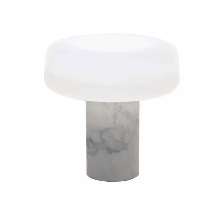 Solid bordslampa vit carrara marmor