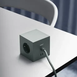 Square 1 grenuttag 30W Dual USB-C & Magnetic base 3m Oak Green