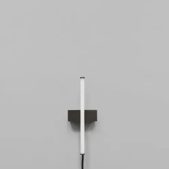 Stick vägglampa bronze