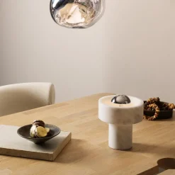 Stone portabel bordslampa silver
