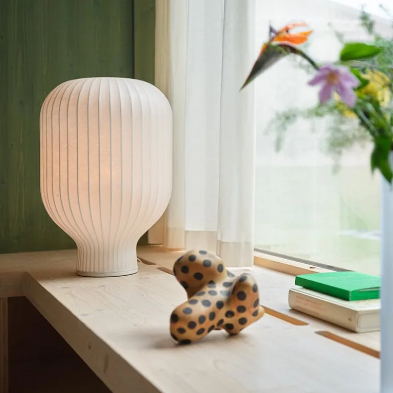 Strand 59 bordslampa vit
