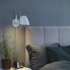 Streck vägglampa kabel varmgrå