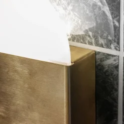 Sun Vägglampa IP44 rå mässing
