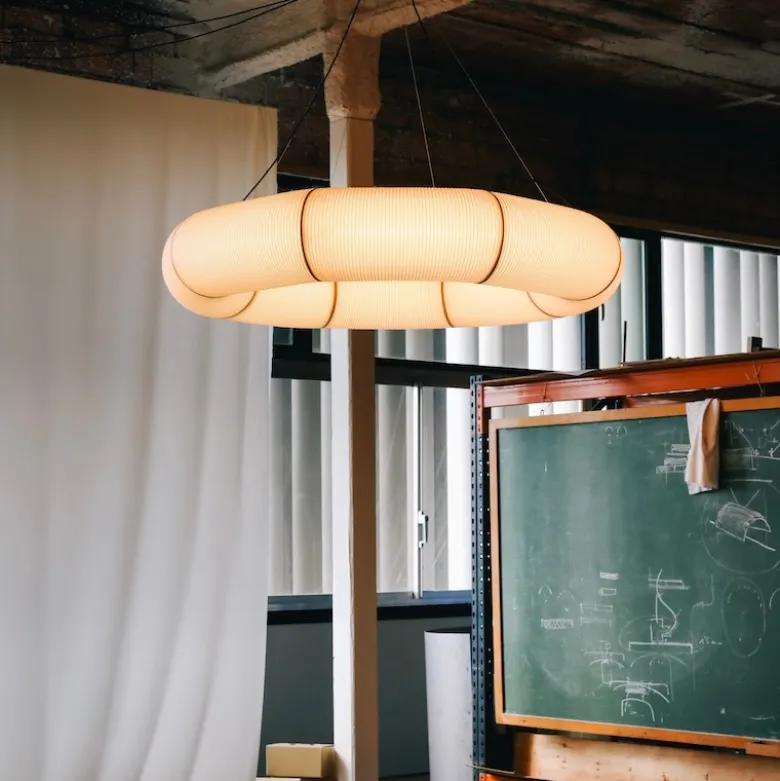 Tekiò Circular P8 taklampa