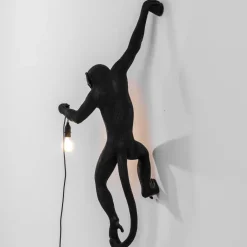 The Monkey Lamp Hanging left outdoor vägglampa svart