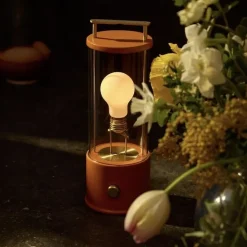 The Muse 2.0 portabel bordslampa IP44 Claycourt Orange