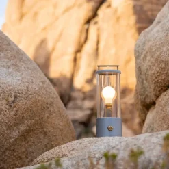 The Muse 2.0 Rugged portabel bordslampa IP65 raw aluminium