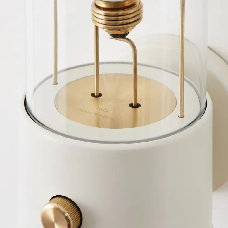 The Muse vägglampa IP44 Candlenut White