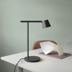 Tip bordslampa kopparbrun