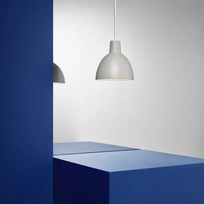 Toldbod 120 Taklampa light grey