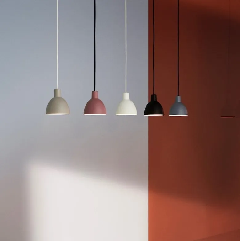 Toldbod 120 Taklampa light grey