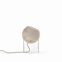 Topan VP13 bordslampa clear acrylic/grey beige