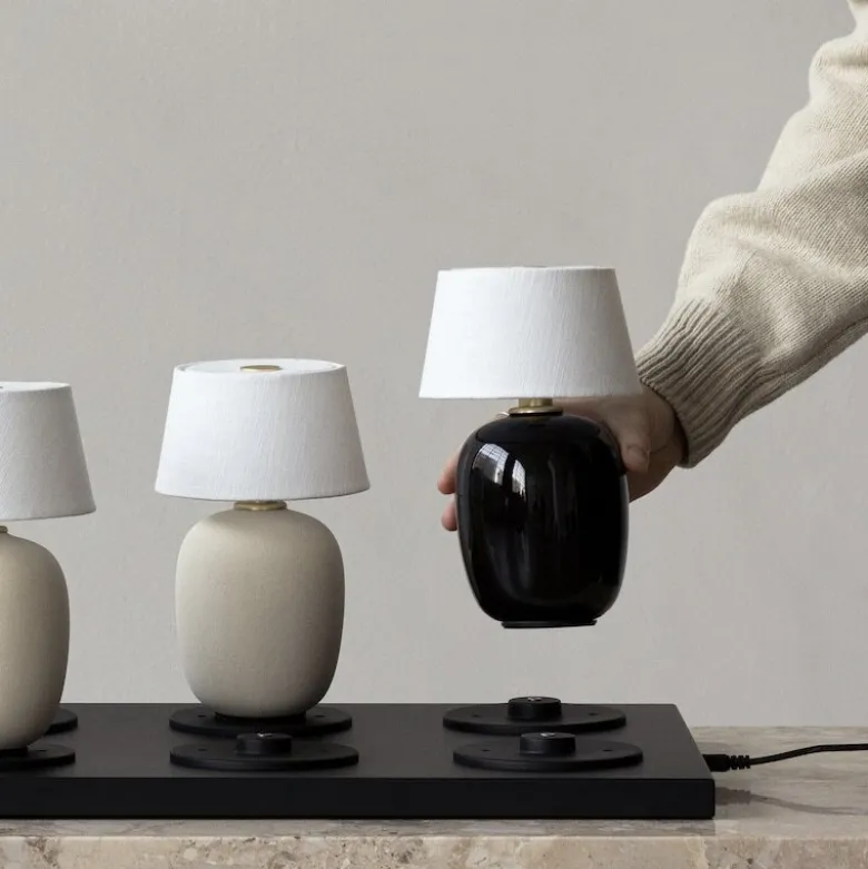 Torso portable bordslampa svart