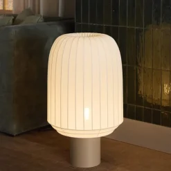 Tradition golvlampa vit