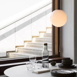 TR Bulb taklampa svart/matt vit