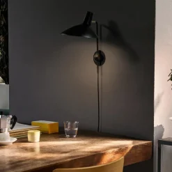 Tripod HM12 vägglampa matt black