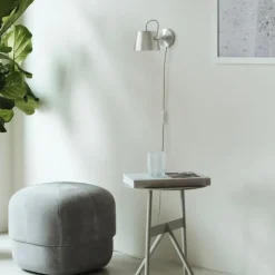 Tub vägglampa aluminum