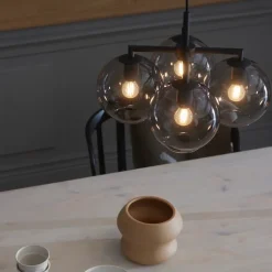 Ture taklampa svart/rökfärgat glas