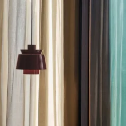 Utzon JU1 Taklampa Dark Burgundy