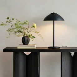 Vali bordslampa mattsvart
