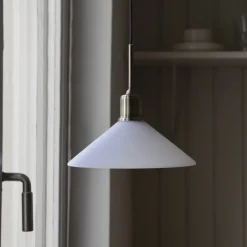 Vela taklampa antik mässing/opalvit
