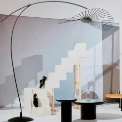 Vertigo Nova Golvlampa Svart