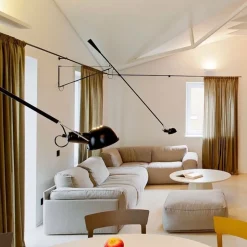 265 Vägglampa svart