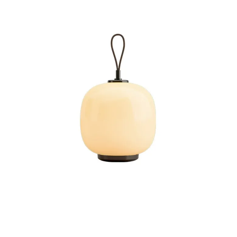 VL 45 Radiohus portabel bordslampa aged brass/glossy pale yellow