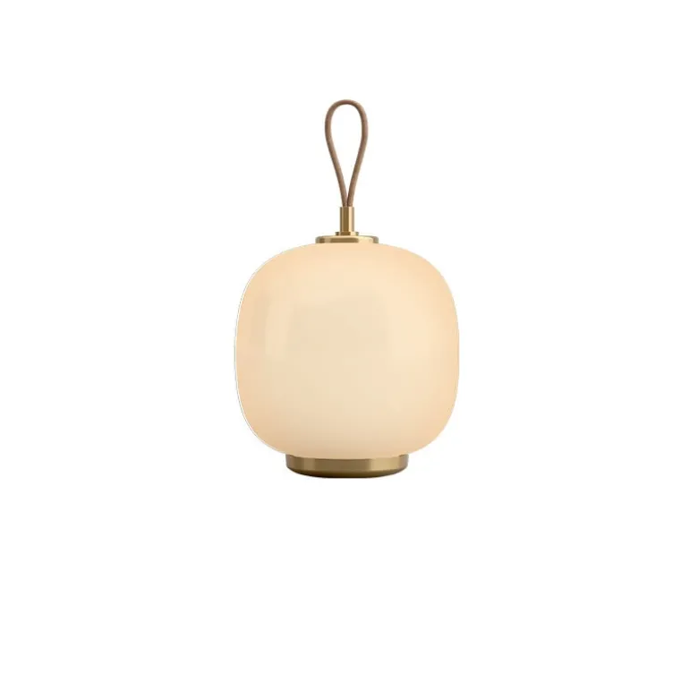 VL 45 Radiohus portable bordslampa Brass/Glossy White Opal