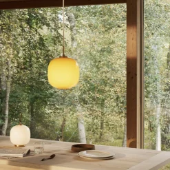 VL 45 Radiohus Ø250 taklampa Brass/Glossy Amber