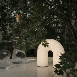Vuelta Portabel bordslampa vit
