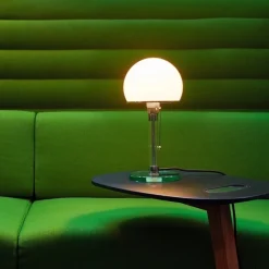 WG 24 Wagenfeld Bordslampa glas, nickel, opal glas